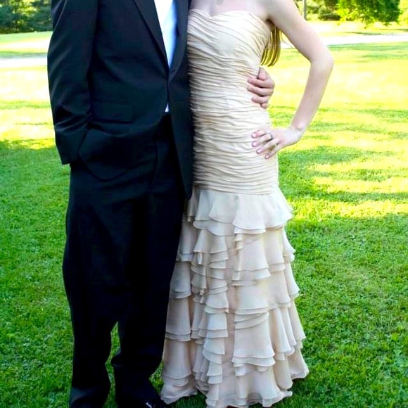 Dalia Macphee formal long dress - Picture 3 of 4